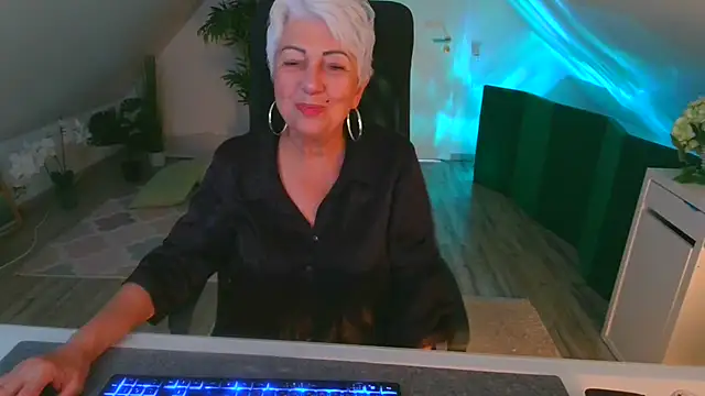 Živý XXX chat LovelyHelena