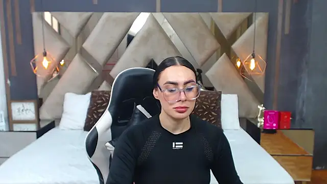 MartinaaFit's Live XXX Chat