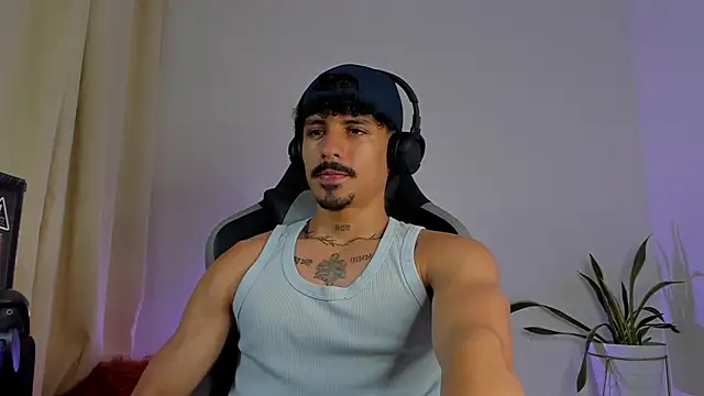Chat XXX ao vivo de Lukeetaylor