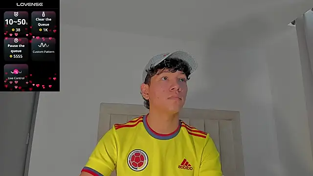 Chat +18 de JulianRose_1 ao vivo