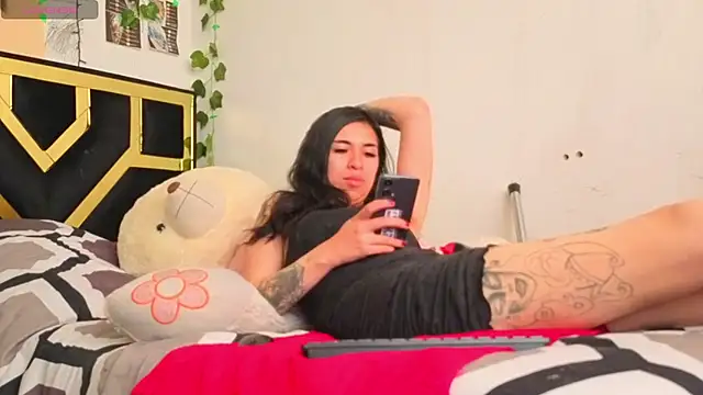 lucywhite13's Live XXX Chat