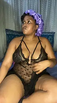 Živý XXX chat ThickYellow13