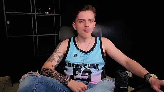 FelixStarkk live XXX chat