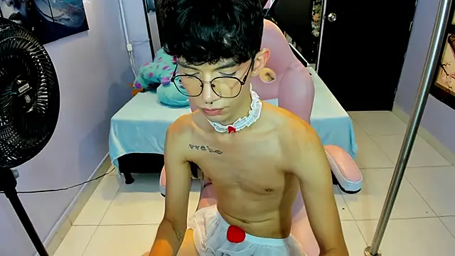 LiamHeatx Live XXX Chat