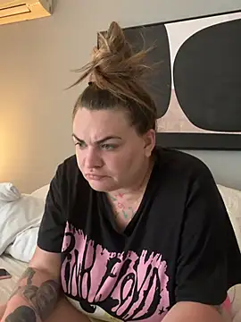 HeyBABYGIRL Chat XXX live