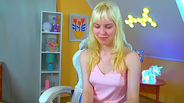 HannahHollis' Live XXX Chat