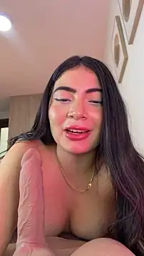 Mia_222's Webcam Show