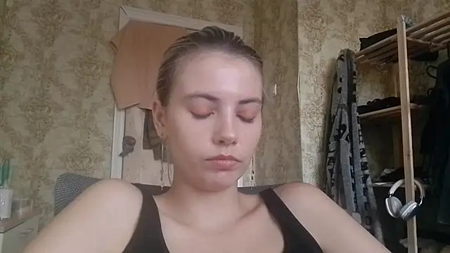 دردشة Helen18glo الجنسية المباشرة