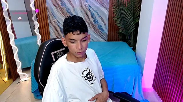 Show de ANGELIC_TAY na webcam