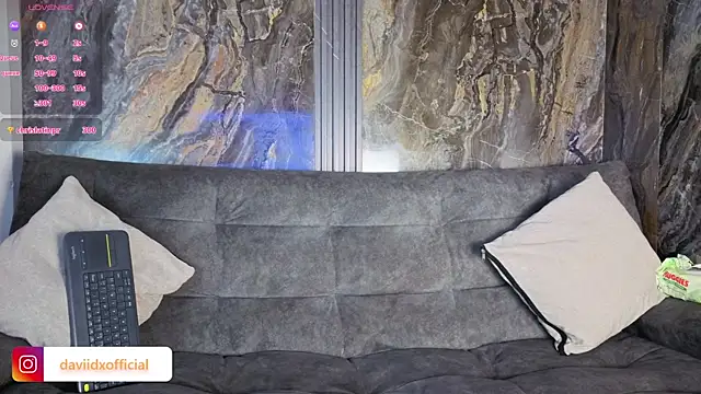 Онлайн чат XXX Daviid_laidd