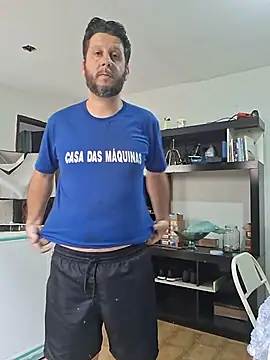 Chat +18 de Meu_Pai ao vivo