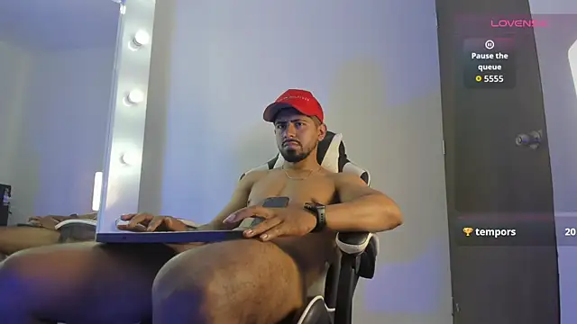 XXX chat uživo modela Noah_blackmen