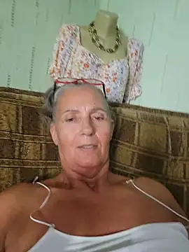 yalukerya's Live XXX Chat