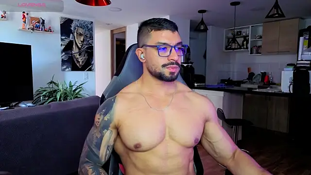 Michael_Diamond Live XXX-chat