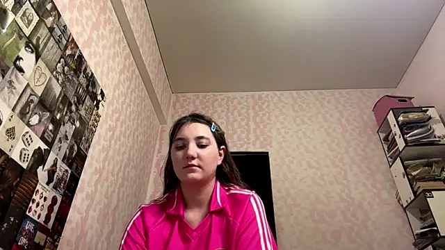 JanineThielman Adlı Modelin Canlı XXX Sohbeti