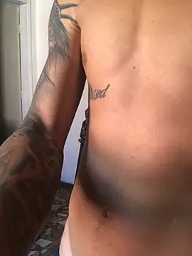 Show de pirugostosooo na webcam