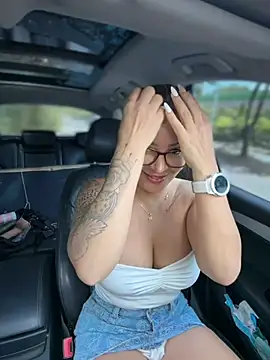 DIANITA_1988 Adlı Modelin Web Kamerası Şovu