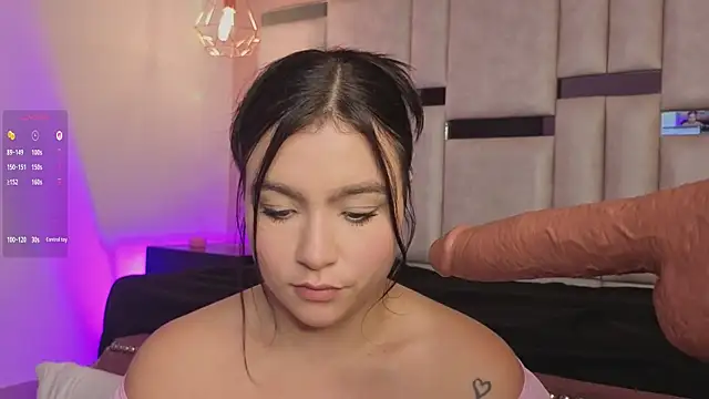 kylie_river élő XXX-chatje