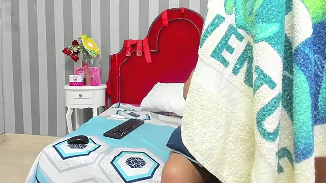 CaroyAndy Chat XXX live