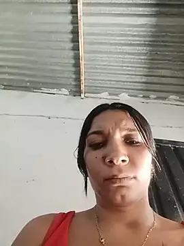 chikivivi-'s Live XXX Chat