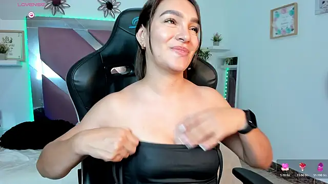miataylorr1's Live XXX Chat