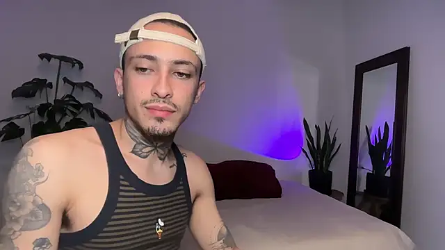 צ'אט XXX בשידור חי של Noah_and_Steven