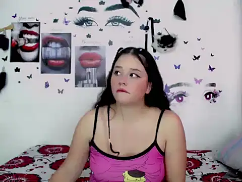 Emma-Purple Live XXX-chat