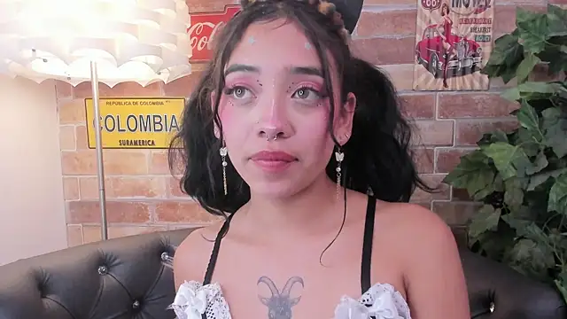 foxy_hannah 라이브 XXX 채팅