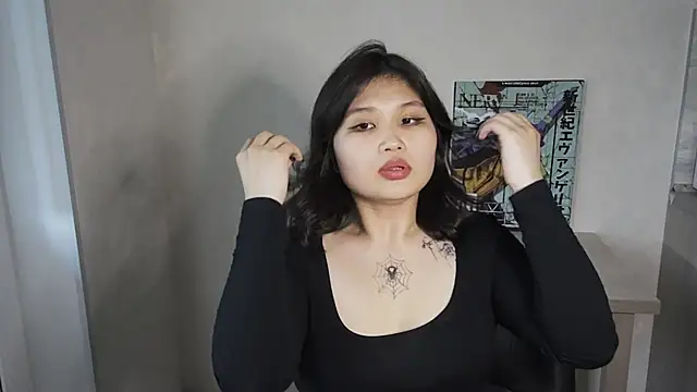 Sofia_Min Adlı Modelin Canlı XXX Sohbeti