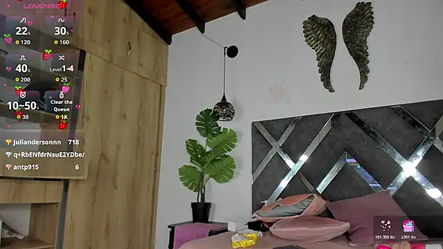 erika_222 Live XXX Chat