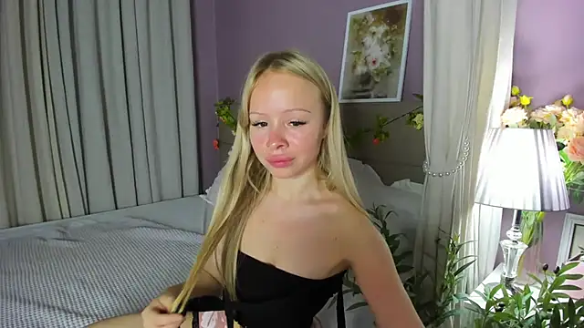 Milana_r0se Live XXX Chat