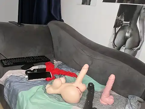 tinydolll 现场XXX聊天