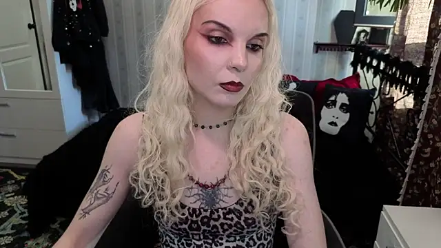 NancyAddams Adlı Modelin Canlı XXX Sohbeti