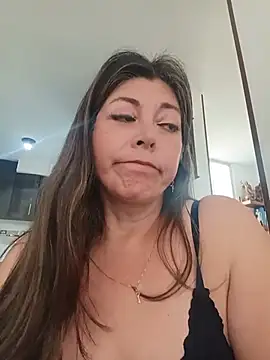 Chatroom XXX en direct de emma_tour