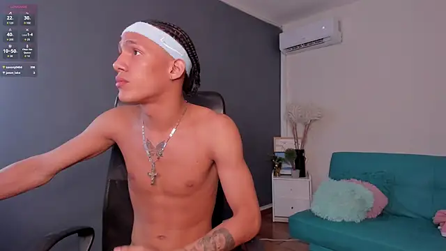 NoahBull19 – Live XXX-chat