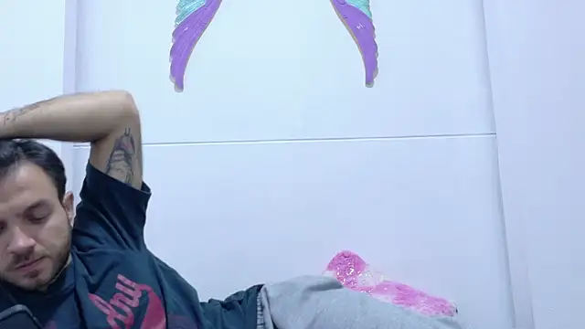 Santhiago_Jonnes élő XXX-chatje