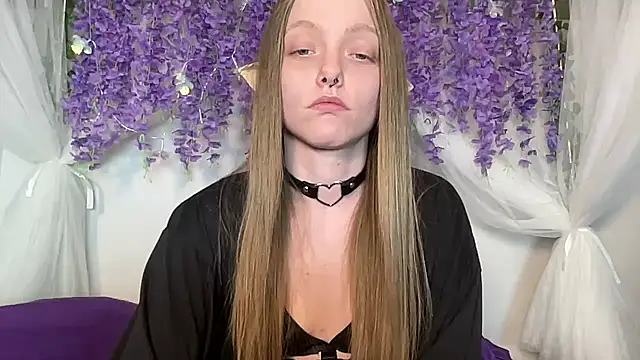 Chat +18 de ElfGirlAna ao vivo