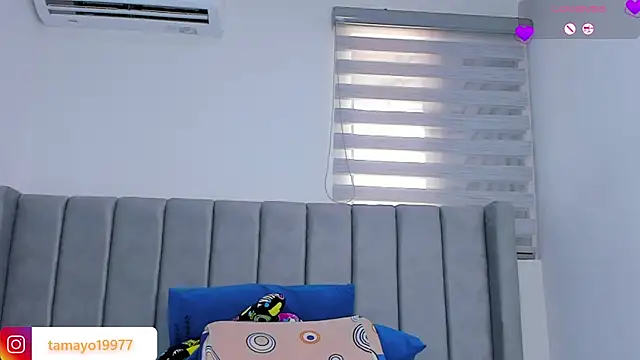 _kaarla_'s Live XXX Chat