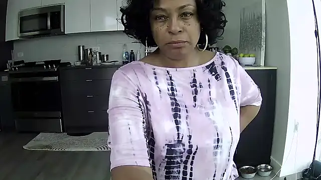 MSweetLindaParks: вебкам-шоу
