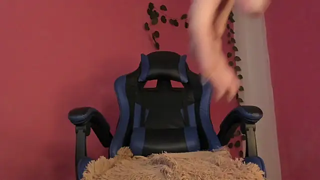 CLAIRE_EMPIRE élő XXX-chatje