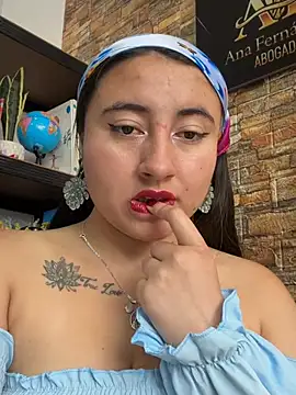 צ'אט XXX בשידור חי של _Sarah-Office1