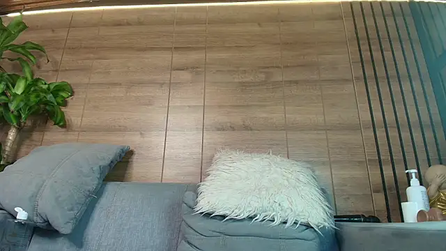Chat +18 de alys_molly_11 ao vivo