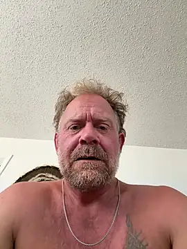 uptonplay Chat XXX live