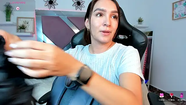 Chat +18 de miataylorr1 ao vivo