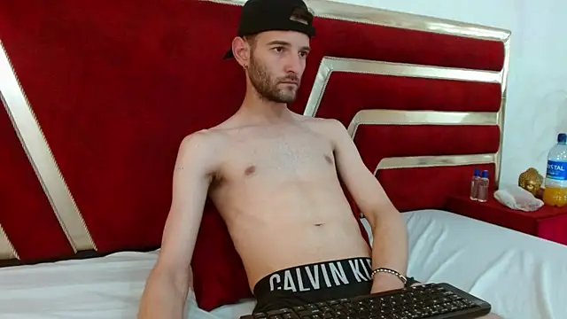 Christopher_saint Live XXX-chat