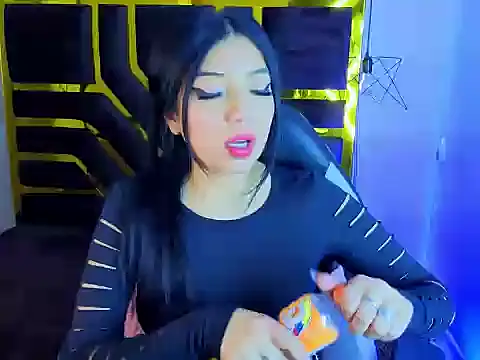 Živý XXX chat Ey_Im_simone_