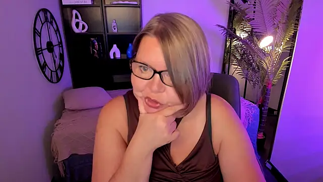 XXX chat uživo modela Shannonshine