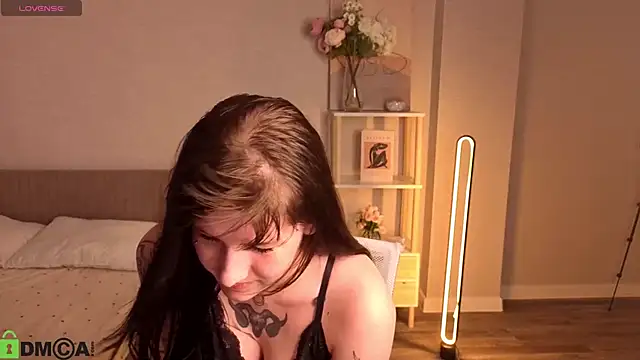 Ester_Henderson: онлайн-секс-чат