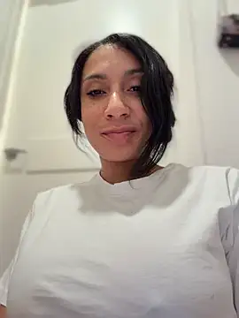 FerrariFrench's Live XXX Chat