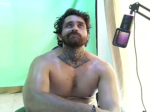 Chat +18 de aronmiller404 ao vivo